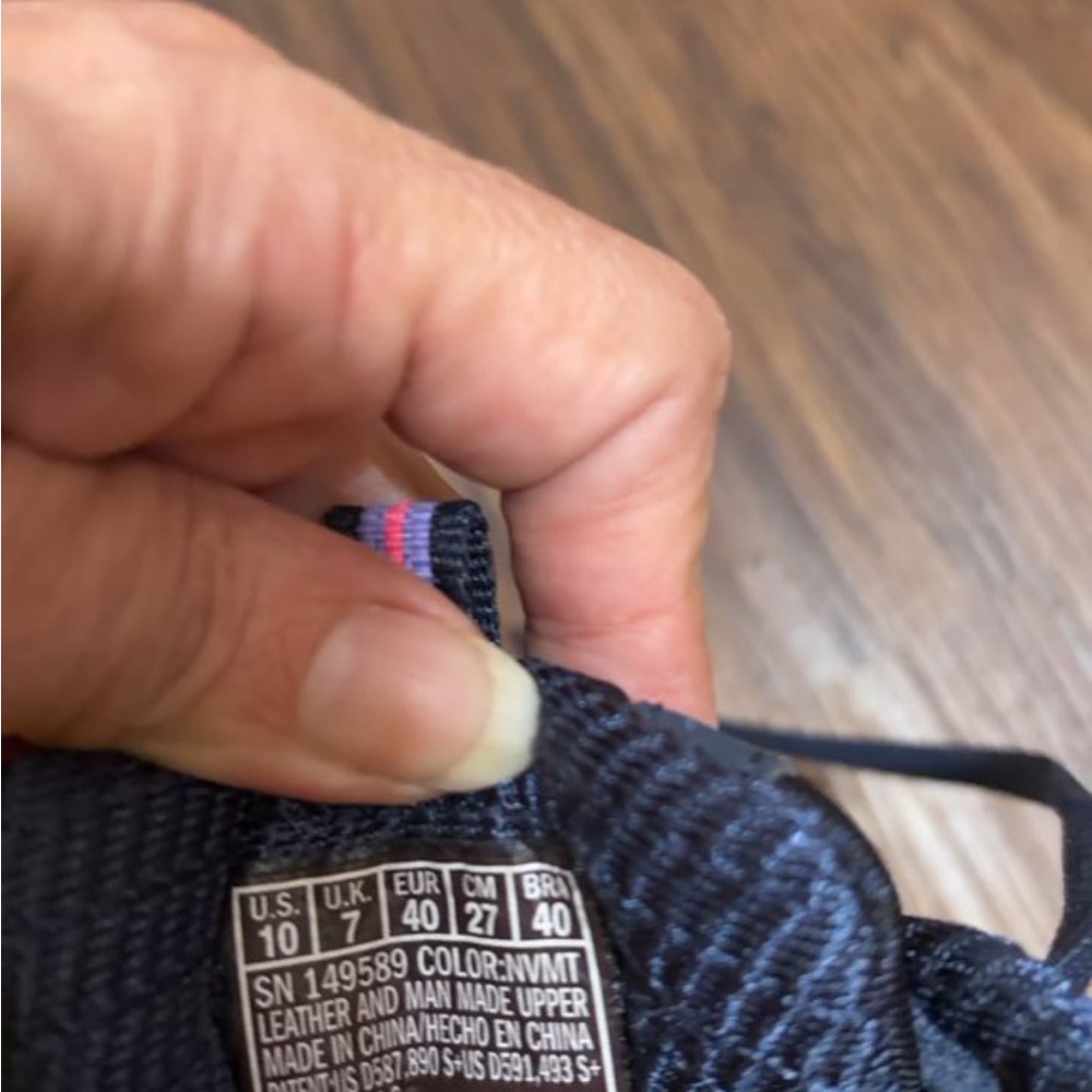 Skechers Navy and Pink Sneakers - Picture 2 of 3